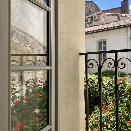 La Maison Des Augustins 4 Stars Et Fitness Bed and breakfast