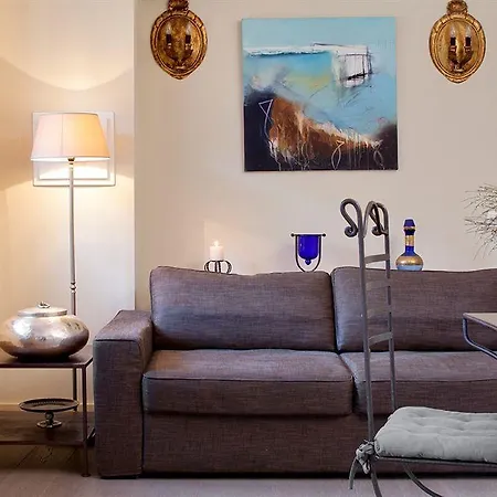 La Maison Des Augustins 4 Stars Et Fitness Bed and breakfast